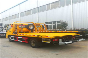 万年附近拖车救援搭电